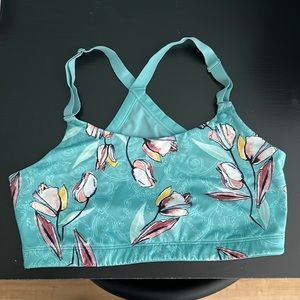 Carrie Underwood Calia sport bra